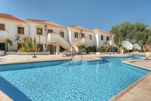 Exclusive Las Americas property