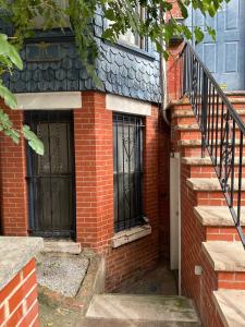 2 Bedroom Garden Apartment Near Journal Square - Prime World Cup Lodging