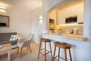 Suite Rea Beachfront - Giardino & Spiaggia Privata
