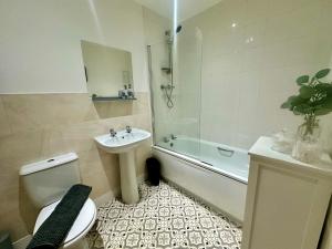 4BR Cheshire EastTownhouseCentral - Close to Bentley