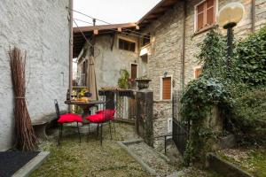 Loppia Bay View Apartment