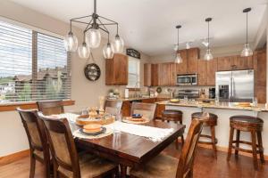 Walkable Winter Park Gem, Downtown with Amenities