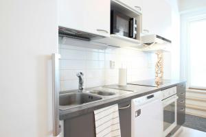 Central Apartment for 3 with Sauna in Downtown