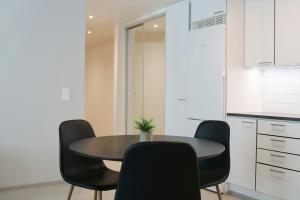 Spacious Apartment for 4 in Helsinki