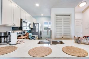 Romar Beach 302 Direct Gulf Front 2 Bedroom Condo
