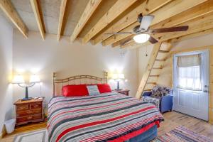 1 Mi to TIEC Peaceful Mountain Cabin