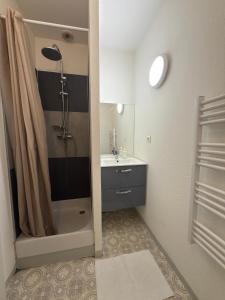 Appartement 4 spacieux Av Georges Dumas - DABNB