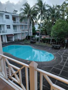 Bliss, a breathtaking & budget friendly apartment in Blue Bay