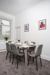 Vacant Nests The Freda Free Parking Sleeps 5