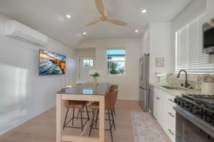 Luxury Carlsbad Retreat | Across The Street From Beach | Firepit, BBQ, Ping Pong, Cornhole & More