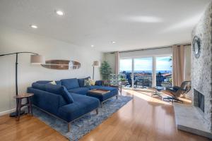 Luxury Coastal Escape | Sleeps 4 | Ocean Views + Resort Amenities