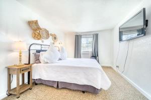 CDA Loft With Private Rooftop Patio And Free Parking