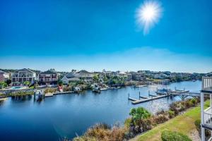 Carolina Yacht Landing 15-A