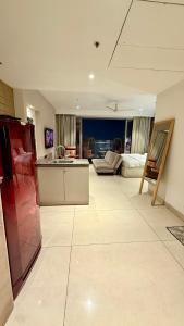 Luxury Studios Key 3