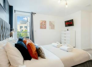 Spacious 1-Bed Apartment in Greenwich By LS2G Stays