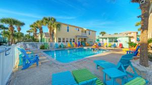 Sweet Salty by AvantStay Walk to Beach Community Pool Firepit