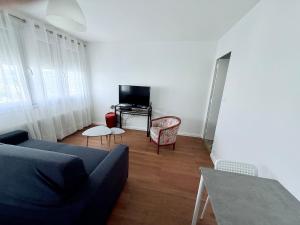 Bright apartment Parking Tram 3 min walk
