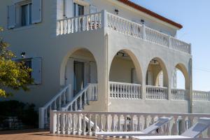 Villa Aether Methoni