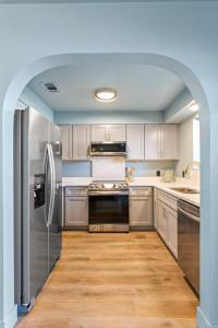 Gulf Winds East | Sleeps 8 | Seashells & Sunsets | Pool | Miramar Beach