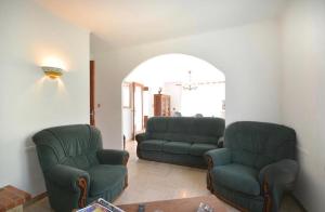 Les Volets Bleus Provençal house with pool