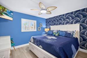 Coastal Fabulous Condo 5 Miles from the BEACH