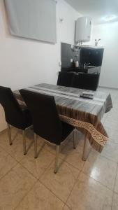 Dptos Amoblados Reynoso