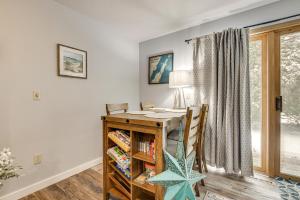 Less Than 1 Mi to Peninsula State Park Central Condo