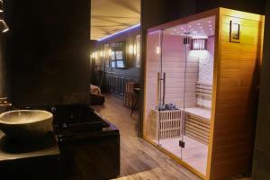 La suite des Arcades Grand place Sauna et Balneo