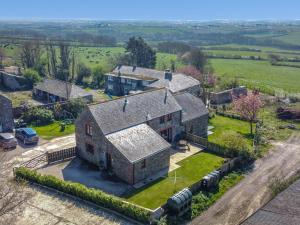 4 Bed in St. Endellion oc-t30725