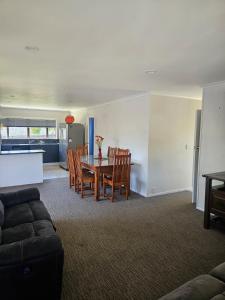 The Barn, 4 bedrms, Harry Potter rm, pet friendly