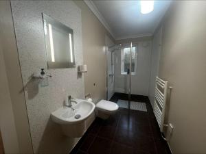 Wayward Apartment, Kirkwall, Orkney - OR00447F