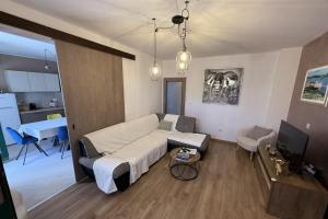 Apartments with parking space Rovinj - 24688
