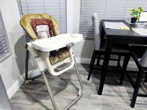 Lucky vacation with putting green King Queens beds