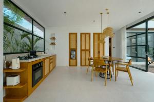 Villa Sofra 2BR Private Pool Villa - Bingin