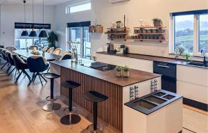 Lovely Home In Spøttrup With Wifi