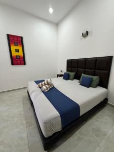 Grand Royal Villa Negombo