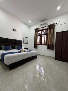 Grand Royal Villa Negombo
