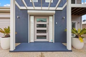 21 White Close Encounter Bay