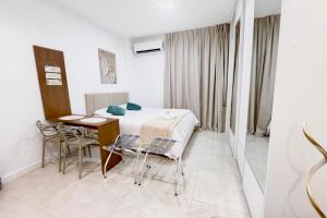 Loft Completo a 5 min Praia em Frente ao Metrô