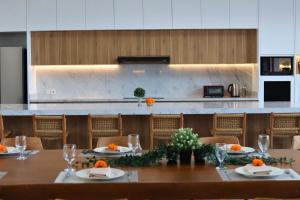 Helena Spacious 5 BR Private Pool Villa