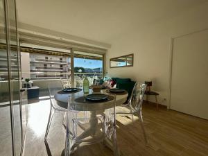 Appart 2P à Villeneuve: Clim, 4 couchages - FR-1-252A-140