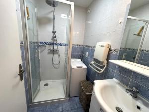 Appartement pour 4 avec parking à 50m de la plage - FR-1-837-88