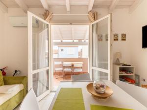 Attic with terrace and swimming pool