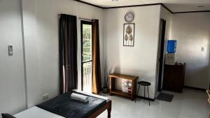Jans Happy Home - Cozy Studio Apartment in Coron!