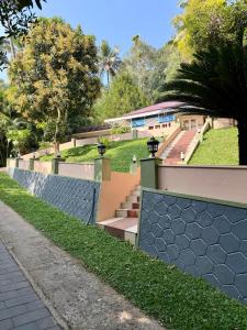 Fab Valley Homestay