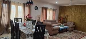 The Khayabaan - Your Fully Equipped Air-Conditioned Serviced Apartments in city centre