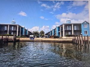 Cozy water side apartment - Jetty