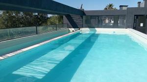 Dpto Premium Costanera cochera y patio privado