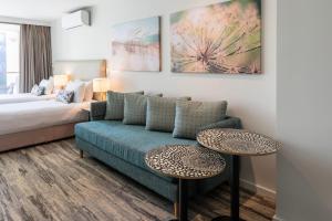 Nightelier Narrabeen