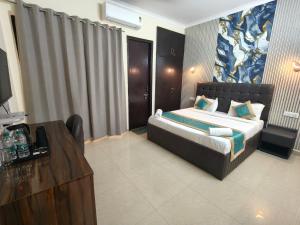 Hotel Fortune Home Residency Near Spectrum Mall Sector 72